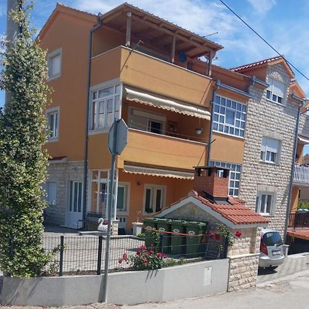 Apartment Radalj Kaštela Esterno foto