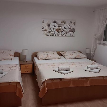 Apartment Radalj Kaštela Esterno foto