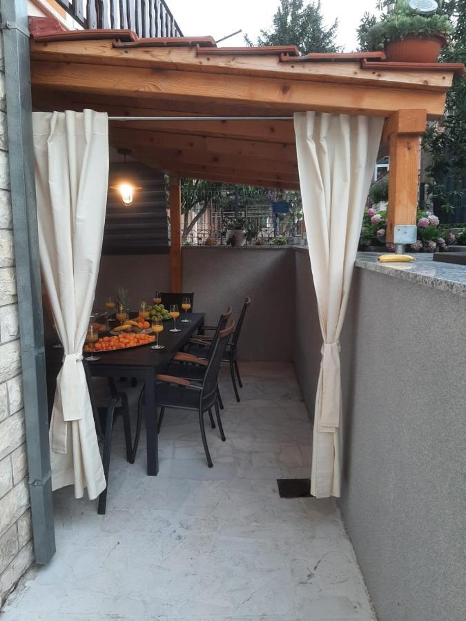 Apartment Radalj Kaštela Esterno foto