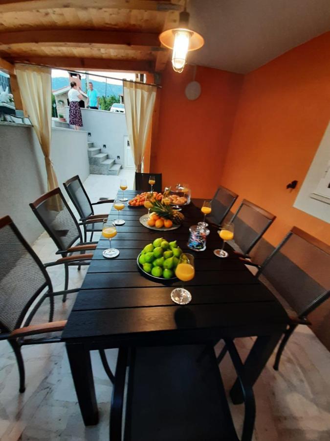 Apartment Radalj Kaštela Esterno foto