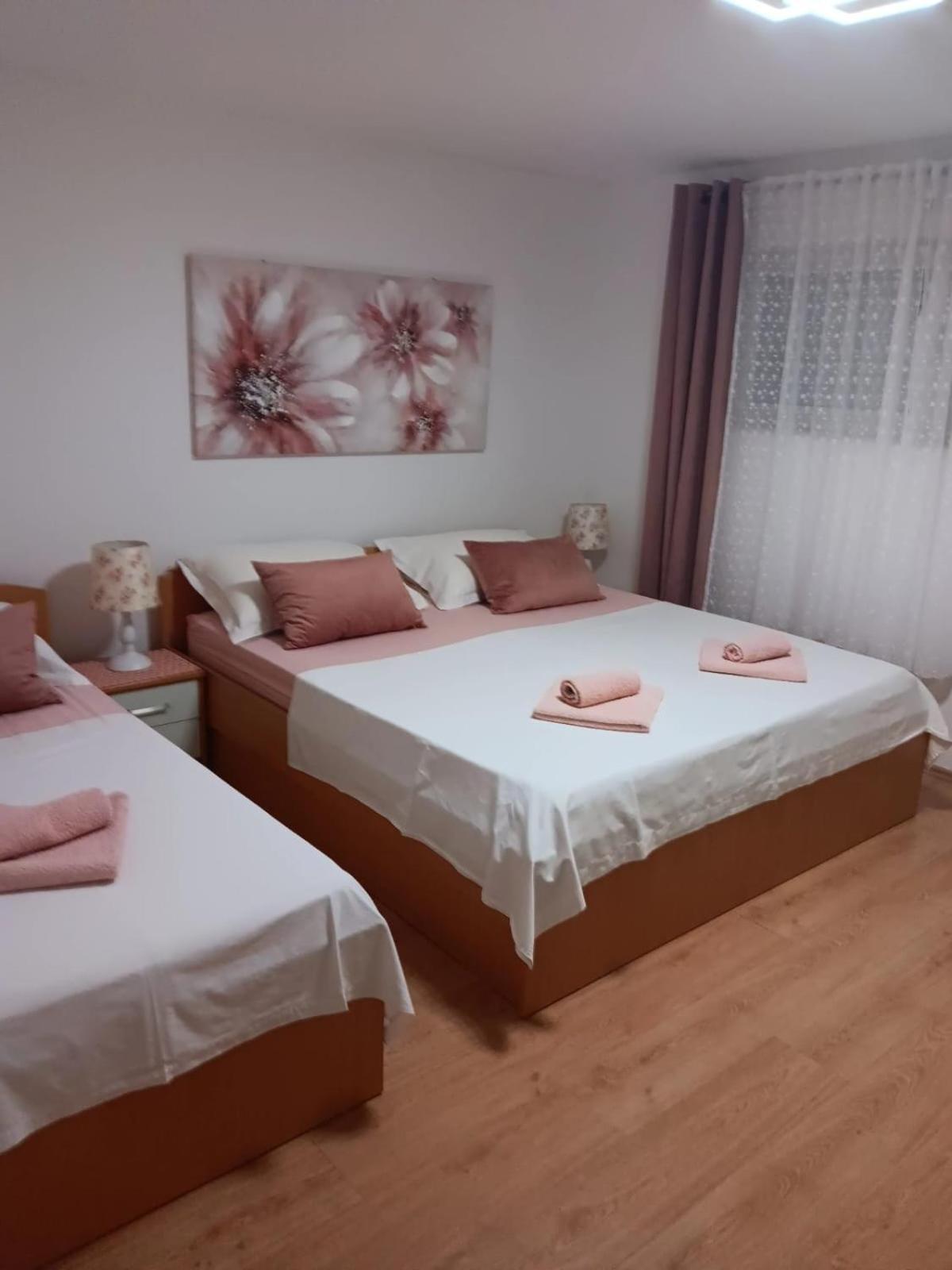 Apartment Radalj Kaštela Esterno foto