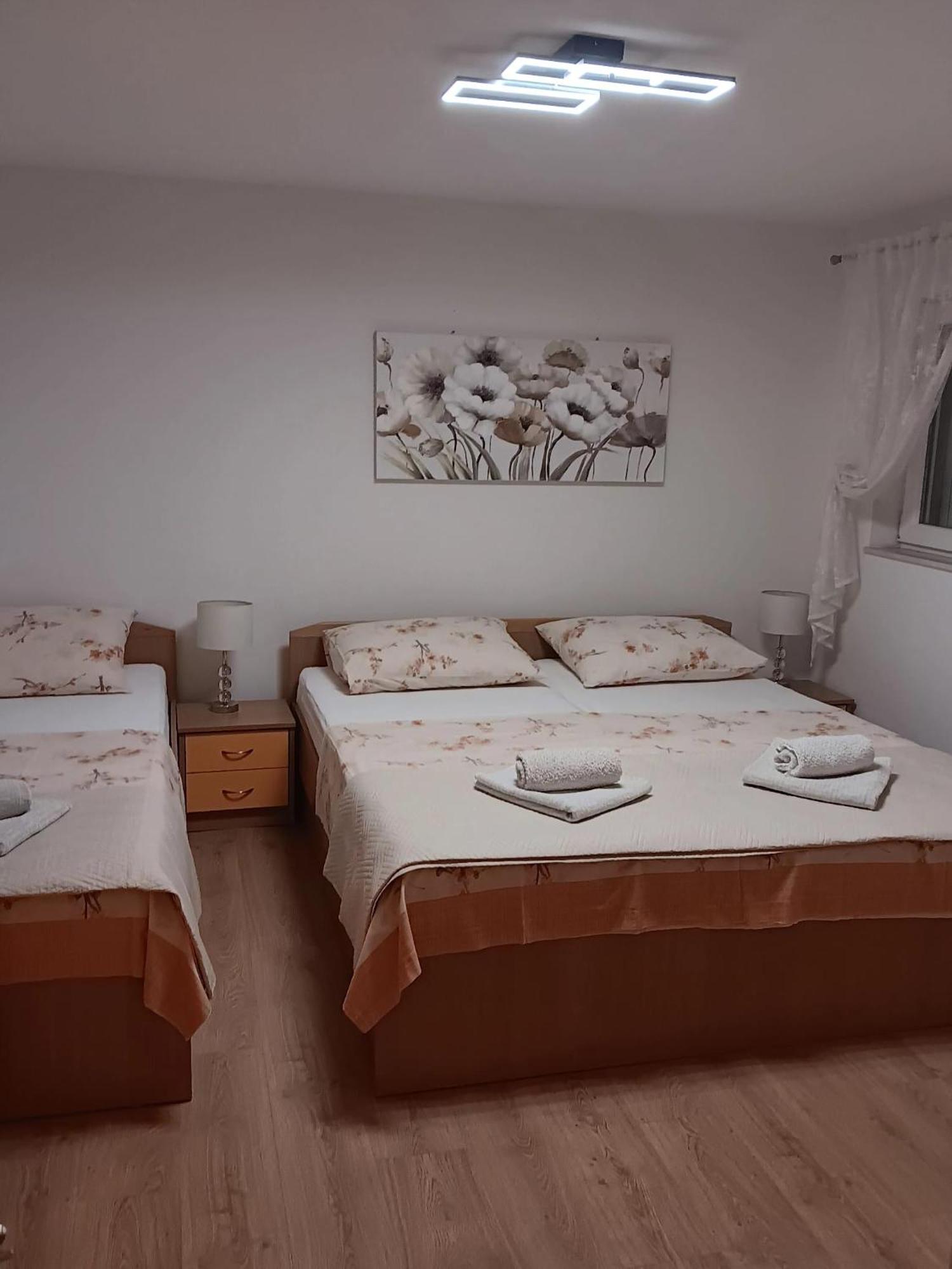 Apartment Radalj Kaštela Esterno foto