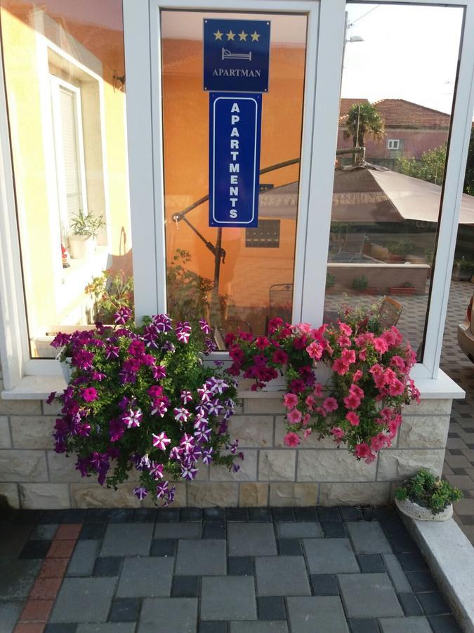 Apartment Radalj Kaštela Esterno foto