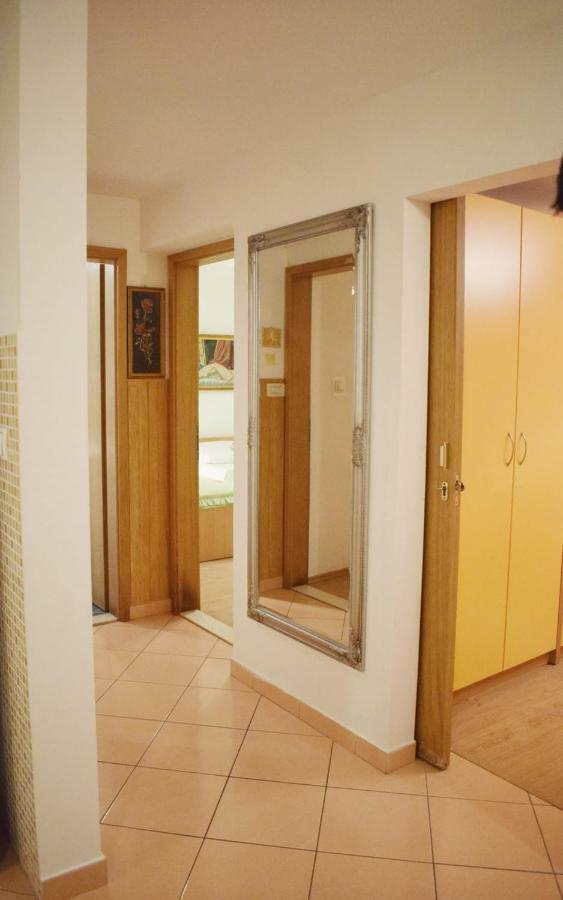 Apartment Radalj Kaštela Esterno foto